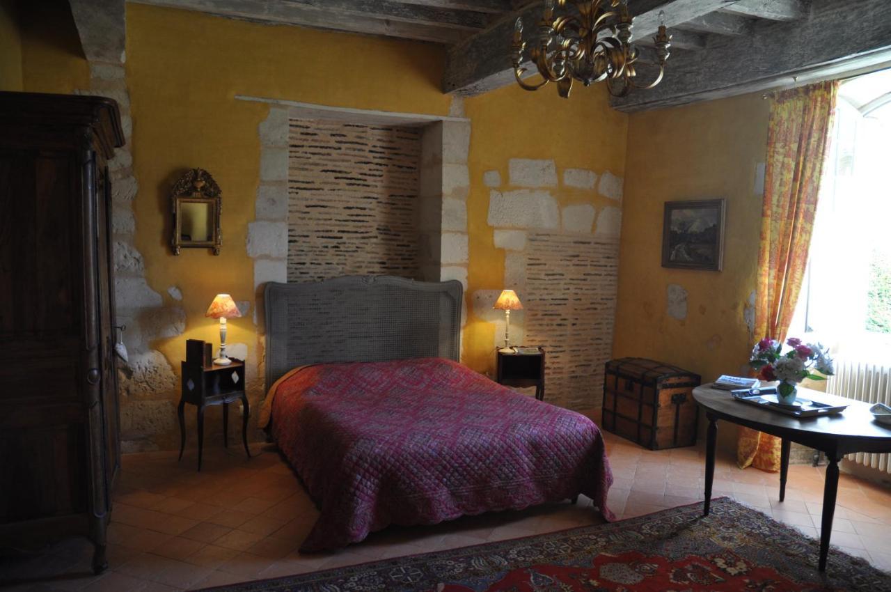 Chateau La Gentilhommiere Du Puits Notre-Dame 30 Rue De L'Eglise 24110 Saint Leon Sur L'Isle Екстер'єр фото
