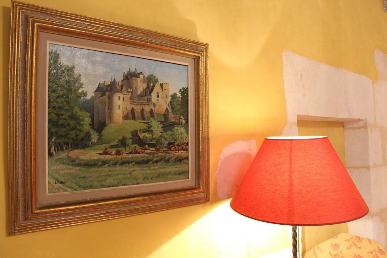Chateau La Gentilhommiere Du Puits Notre-Dame 30 Rue De L'Eglise 24110 Saint Leon Sur L'Isle Екстер'єр фото